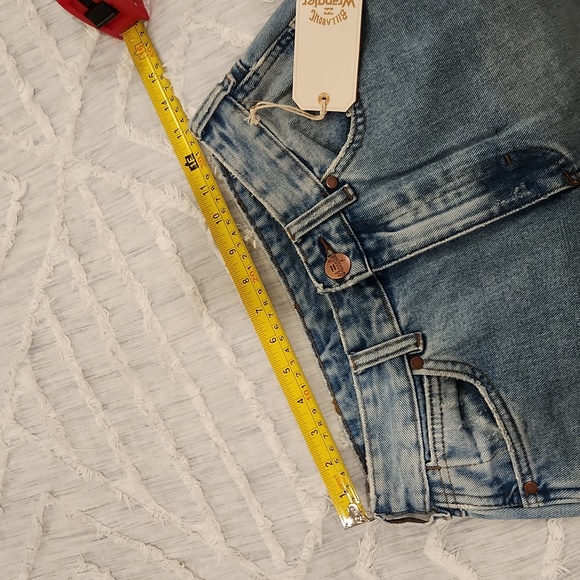 Billabong/Wrangler Super Flare patch jeans size 26, new with tags! - Picture 13 of 16